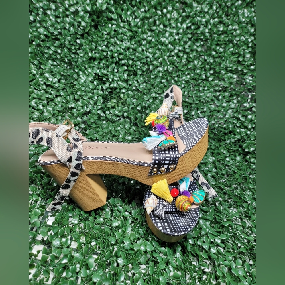 Betsy Johnson heels size 8.5